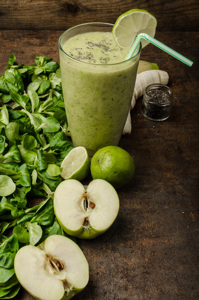 Delicious green smoothie - Фото, зображення