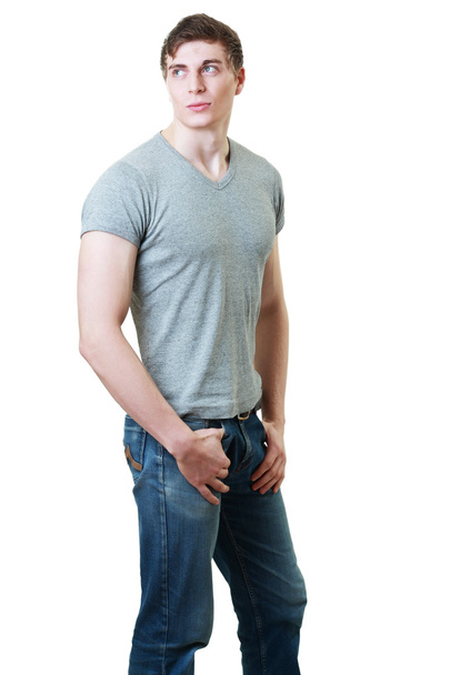 young man in t-shirt - Foto, afbeelding