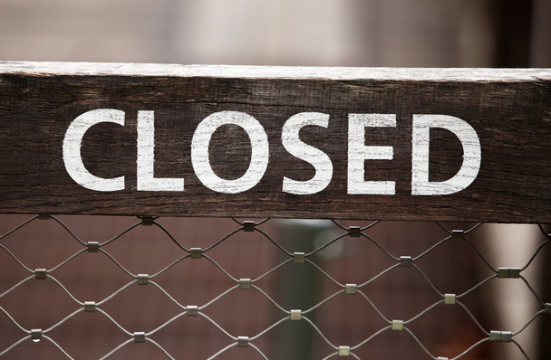 Wooden sign CLOSED - Photo, Image