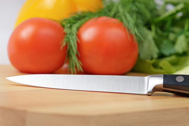 Tomatoes, parsley and knife - Φωτογραφία, εικόνα