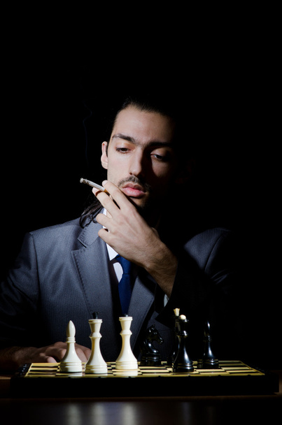 šachista hraje svou hru - Fotografie, Obrázek
