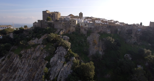 4K εναέρια, πτήση κατά μήκος του όμορφου Castillo de Castellar, Ανδαλουσία, Ισπανία - Πλάνα, βίντεο