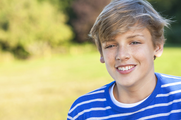 Happy Boy Male Child Teenager Smiling  - Fotoğraf, Görsel