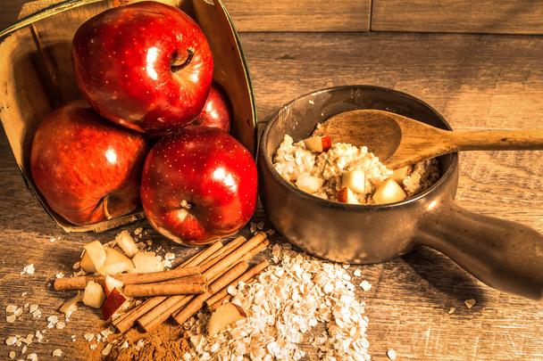Apple Cinnamon Oatmeal - Foto, Imagen