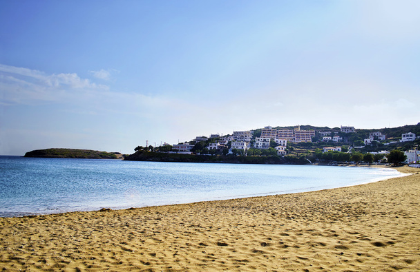 Batsi praia em Andros ilha Grécia
 - Foto, Imagem