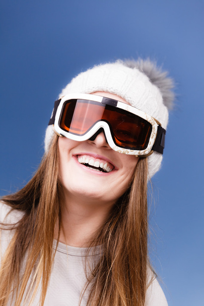woman wearing  ski googles - Zdjęcie, obraz