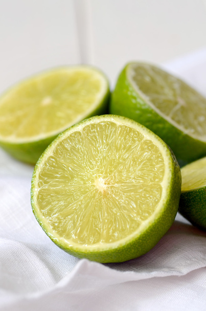 Fresh juicy limes - Zdjęcie, obraz