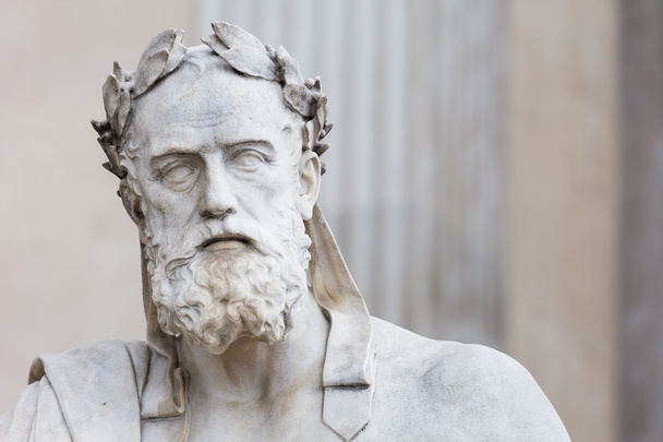 Портрет статуи греческого философа Ксенофона
 - Фото, изображение
