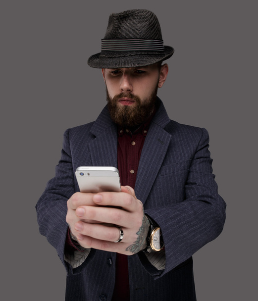 Bearded man in a hat - Valokuva, kuva