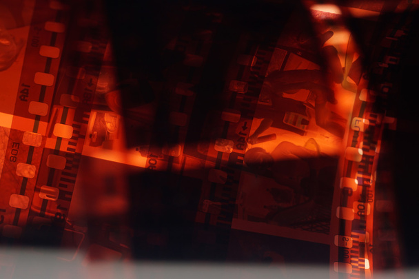 Régi 35 mm-es negatív film szalag fehér háttér - Fotó, kép