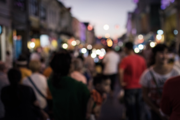 Размытые люди на улице - Фото, изображение
