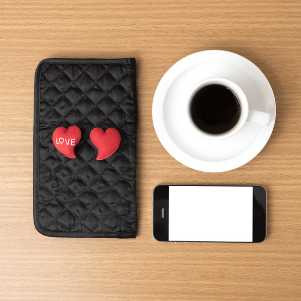 Kaffee, Telefon, Geldbörse und Herz - Foto, Bild