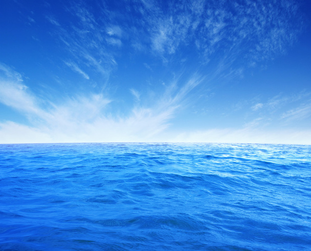 blauwe zeewater - Foto, afbeelding