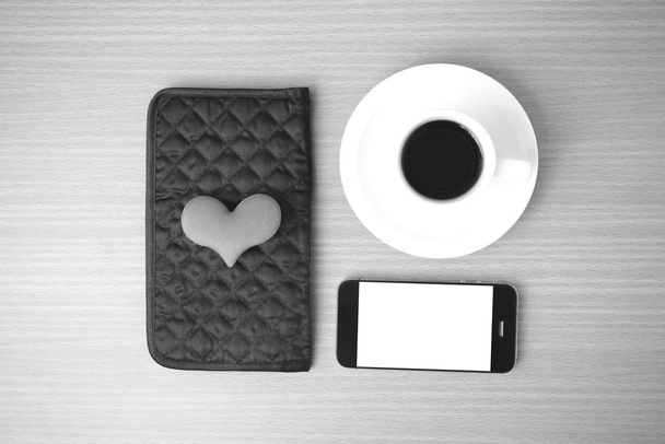 coffee,phone,wallet and heart - Zdjęcie, obraz