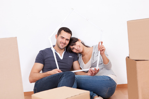 Couple déménageant dans une nouvelle maison - Photo, image