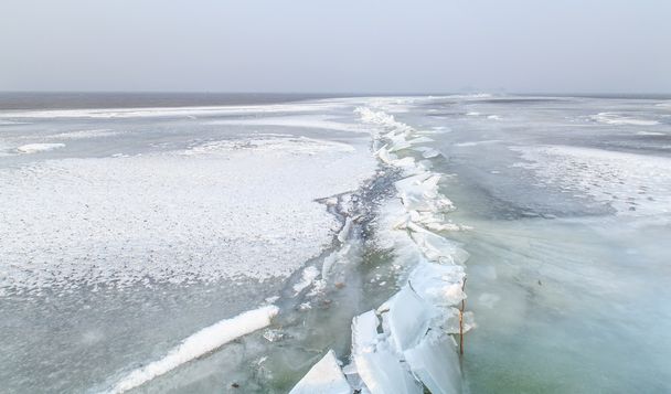 Lacs gelés d'hiver
 - Photo, image