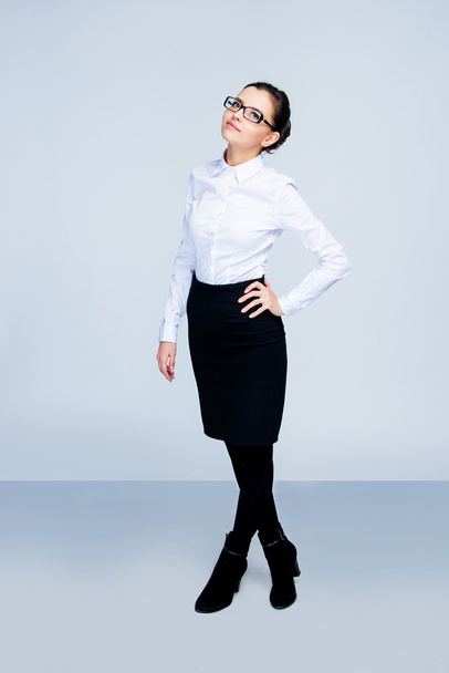 Beautiful confident businesswoman - Fotoğraf, Görsel