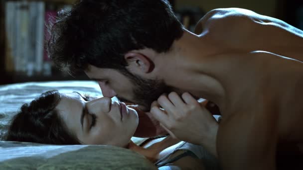 passionate couple kissing - Video, Çekim