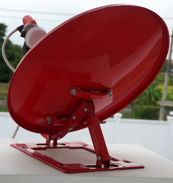 Piros parabola antenna - Fotó, kép