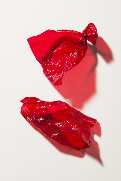 Embalagens doces vermelhas
 - Foto, Imagem