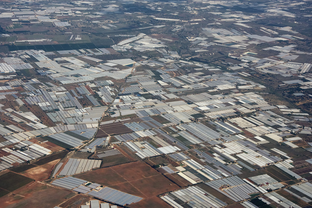 Italia, Sicilia, vista aérea de los invernaderos en el contryside siciliano
 - Foto, Imagen