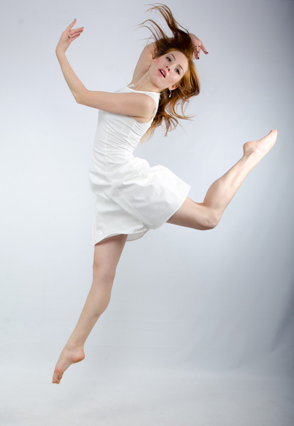 the girl dancing in the Studio - Photo, image