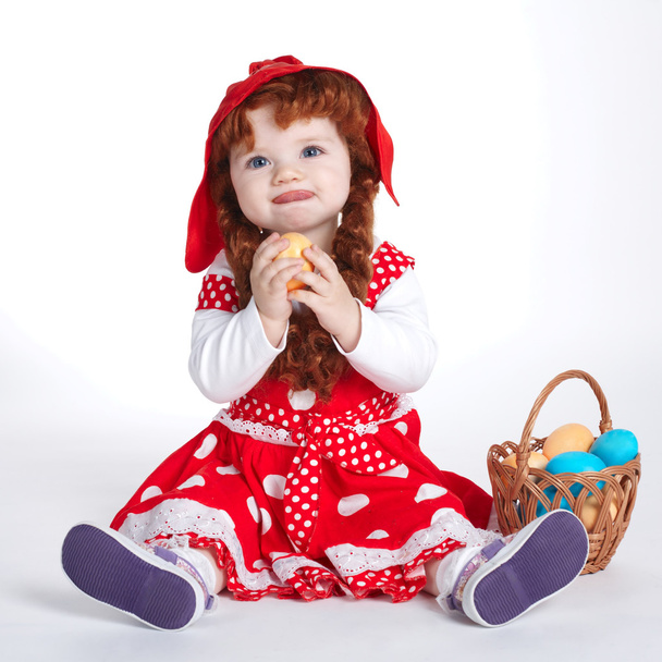 sweet girl with easter eggs - Фото, зображення