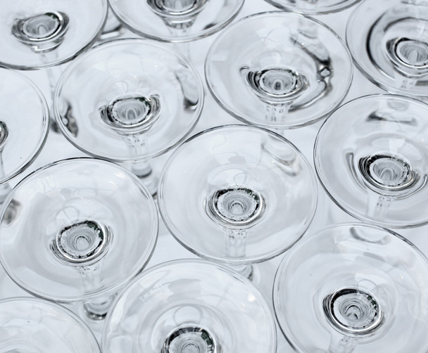 sauber gewaschene Weingläser - Foto, Bild