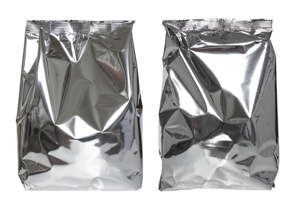 σύνολο φύλλων αλουμινίου πακέτο τσάντα απομονωθεί σε λευκό με διαδρομή αποκοπής - Φωτογραφία, εικόνα