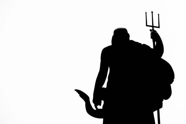 Neptune statue silhouette - Foto, afbeelding
