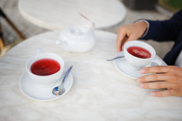két pohár vörös tea - Fotó, kép