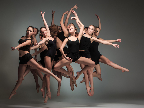 The group of modern ballet dancers - Фото, изображение