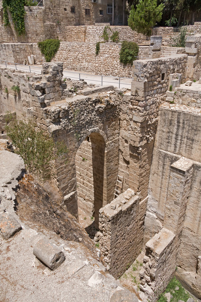 Ancient Pool of Bethesda ruins in Old City of Jerusalem - Φωτογραφία, εικόνα