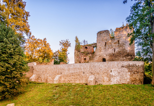 ruinas, muro de ladrillo, castillo
 - Foto, imagen
