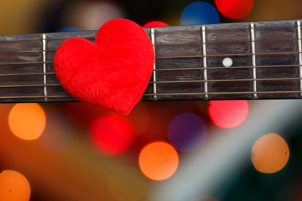 Fond Saint Valentin avec des coeurs à la guitare vintage
 - Photo, image