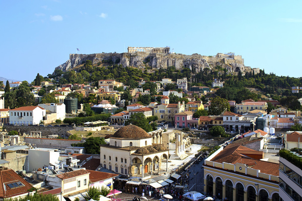 Monastiraki plein en Akropolis in Athene Griekenland - Foto, afbeelding