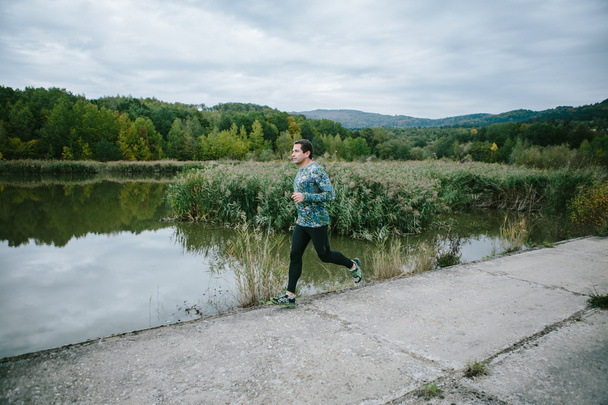 Man running in nature - Foto, Imagem