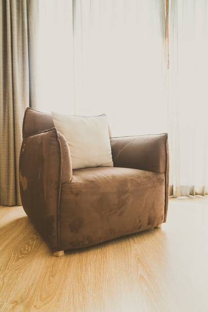 Sofás na sala de estar interior
 - Foto, Imagem