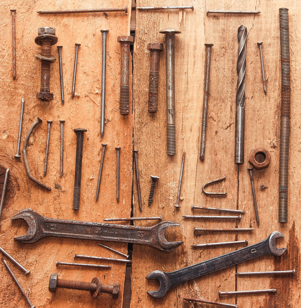 Набор старых инструментов
 - Фото, изображение