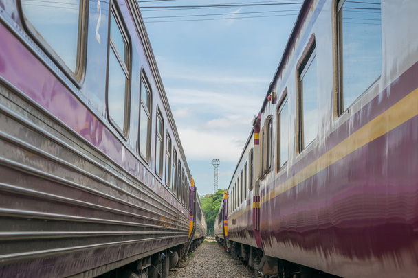Entre bogie de trem tailandês
 - Foto, Imagem