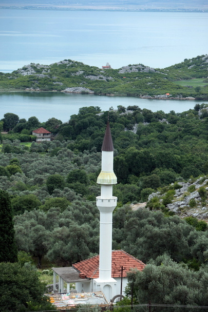 εξοχή στο δυτικό άκρο της λίμνης Σκόδρα - Φωτογραφία, εικόνα