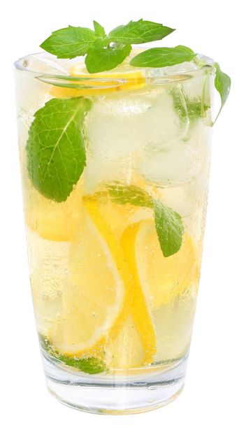 Lemonade with ice cubes - Photo, Image