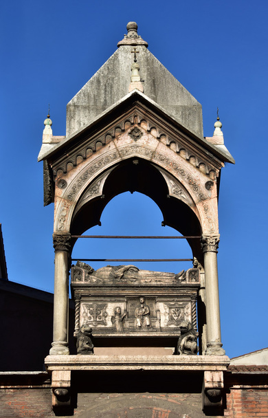 guglielmo da castelbarco funerary arche in verona, ein modell für sca - Foto, Bild