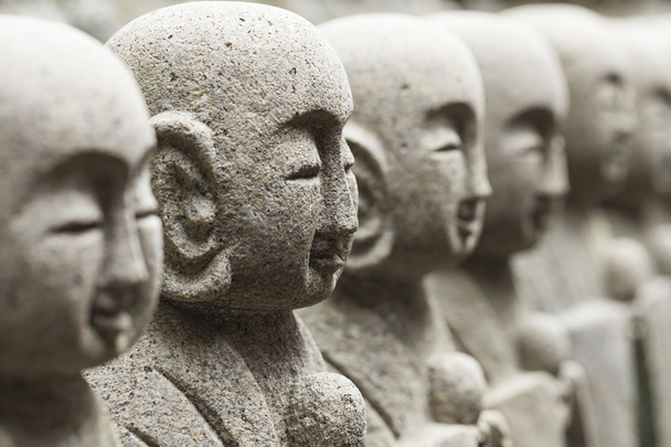 Статуи в японском храме
 - Фото, изображение