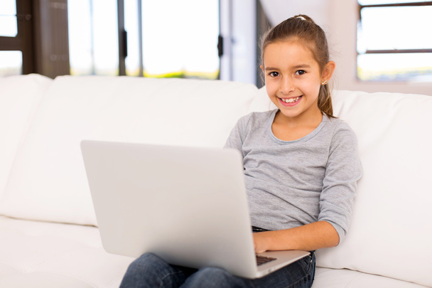 girl using laptop - Foto, Imagem