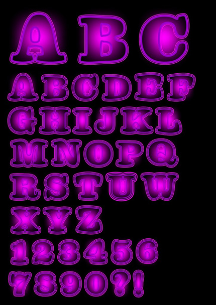 Неоновый фиолетовый прописной алфавит на черном фоне, жирный шрифт с фиолетовой подсветкой, цифры, вопросительный знак, восклицательный знак включены
 - Вектор,изображение