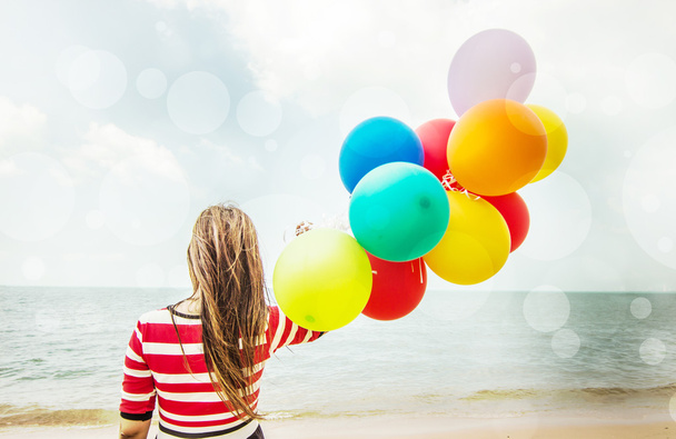 kadın renkli balonları - Fotoğraf, Görsel