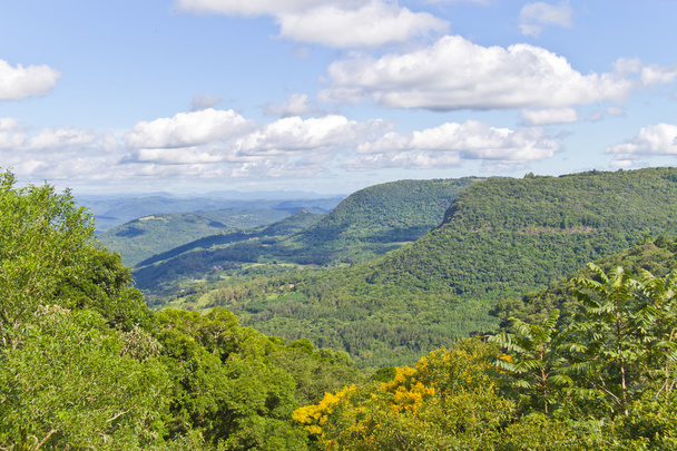 Vista del valle desde Gramado y Canela
 - Foto, Imagen