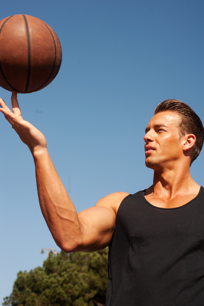 Portrait of a male basketball player - Foto, Imagen