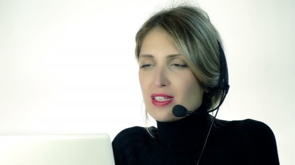 Žena mluví po telefonu - Záběry, video